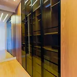 2br Chic&bright With 120sqm. In Campo De Ourique ליסבון