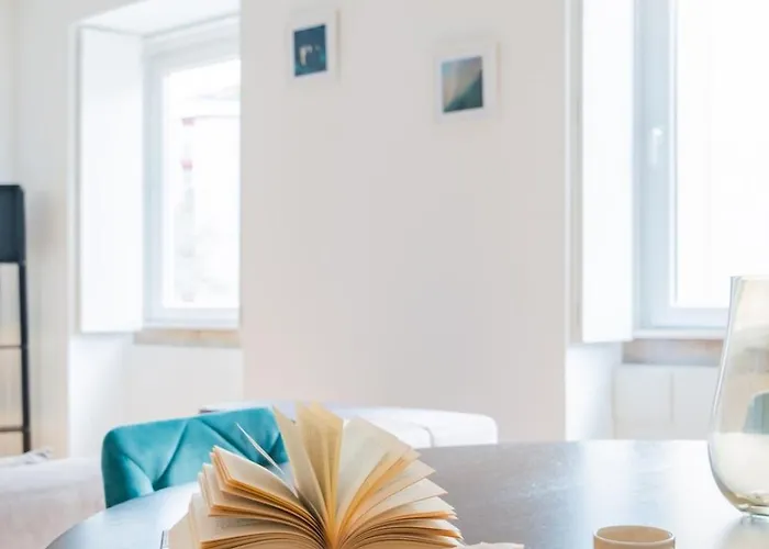 شقة 2br Chic&bright With 120sqm. In Campo De Ourique