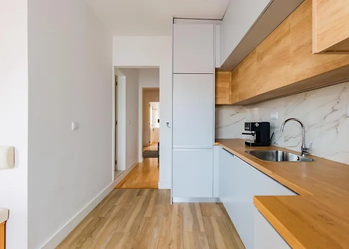 2br Chic&bright With 120sqm. In Campo De Ourique Lisboa