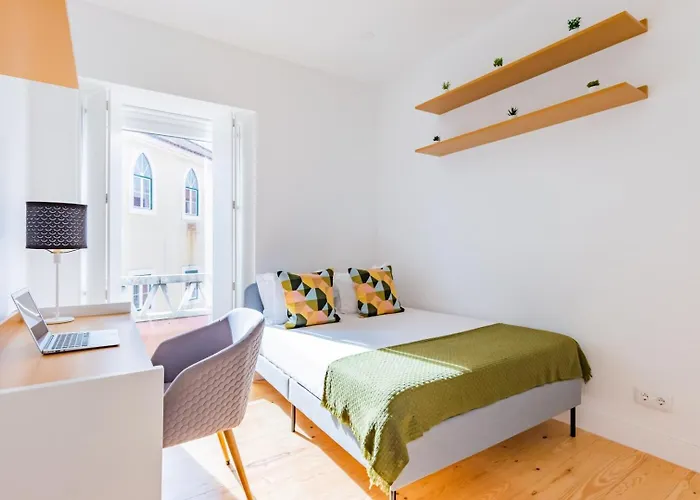 2br Chic&bright With 120sqm. In Campo De Ourique Lisboa