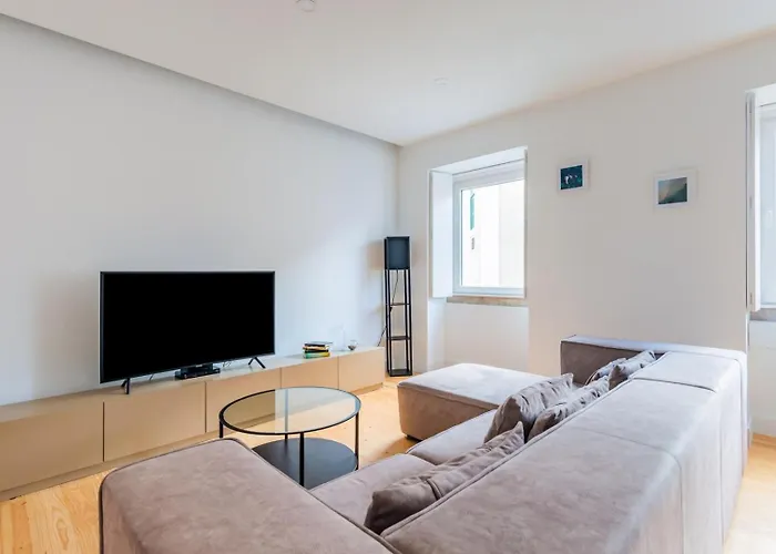 Apartamento 2br Chic&bright With 120sqm. In Campo De Ourique Lisboa