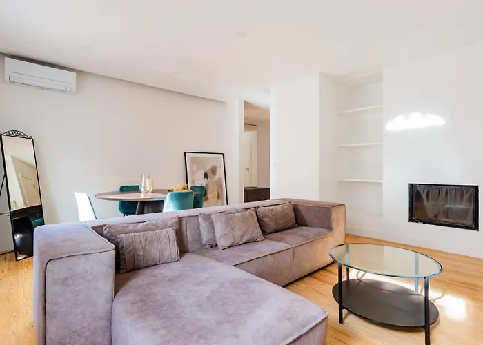 2br Chic&bright With 120sqm. In Campo De Ourique * Lisboa