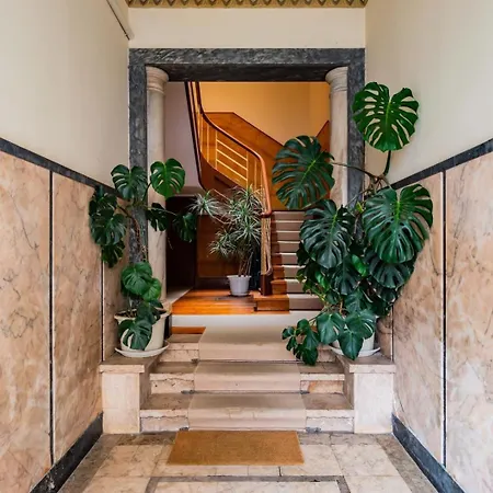 Apartment 2br Chic&bright With 120sqm. In Campo De Ourique Lisbon