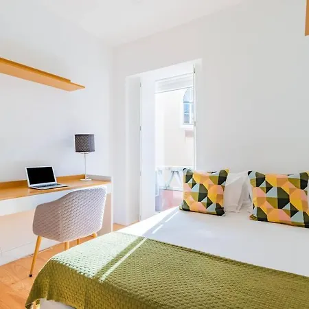 2br Chic&bright With 120sqm. In Campo De Ourique Apartamento Lisboa
