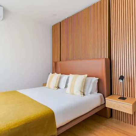 2br Chic&bright With 120sqm. In Campo De Ourique * Lisboa